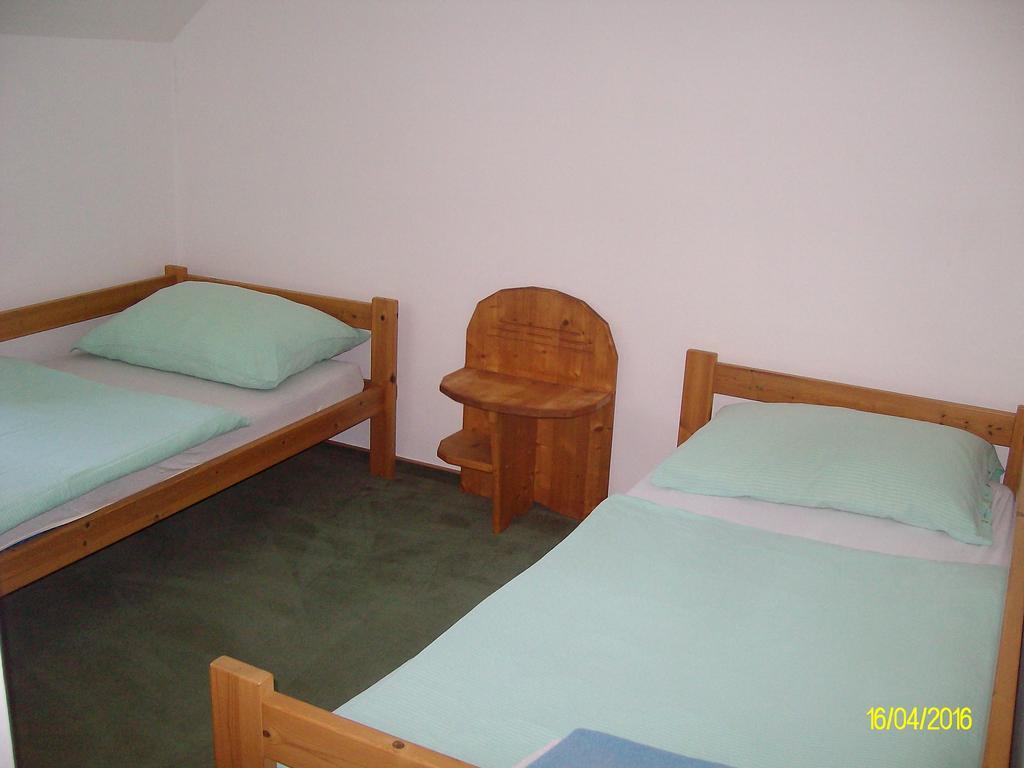 Gasthaus Zur Melzen Versbichl Bagian luar foto